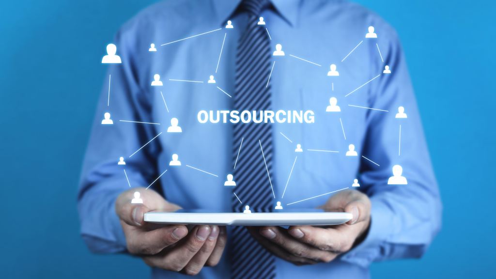 The Benefits of Outsourcing: Why Businesses Turn to Customs Brokers for Support